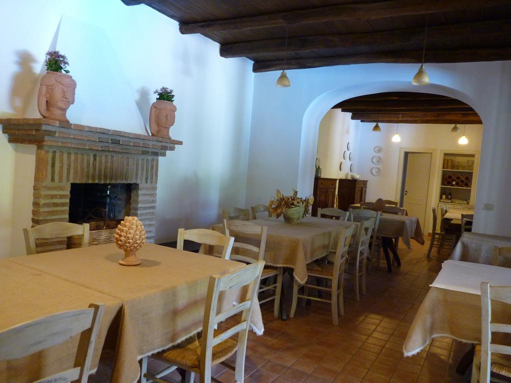 Willa Valle Maira, Agriturismo Nel Parco Dei Nebrodi Tortorici Zewnętrze zdjęcie