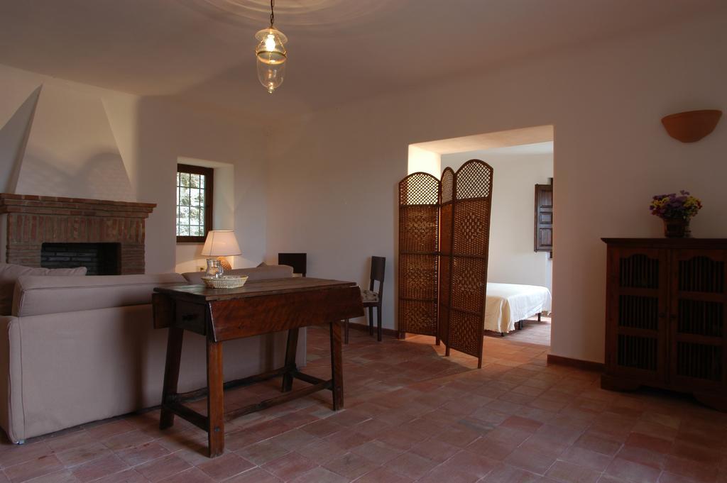 Willa Valle Maira, Agriturismo Nel Parco Dei Nebrodi Tortorici Pokój zdjęcie