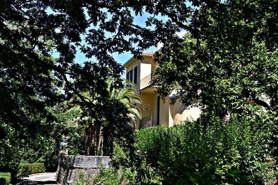 Willa Valle Maira, Agriturismo Nel Parco Dei Nebrodi Tortorici Zewnętrze zdjęcie